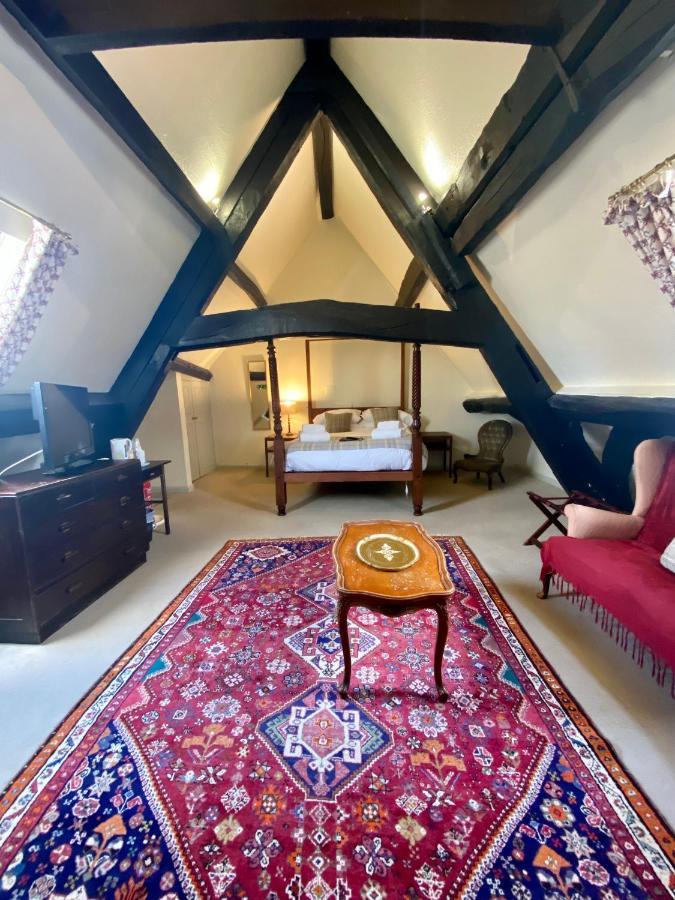 The Golden Pheasant Hotel Burford Esterno foto