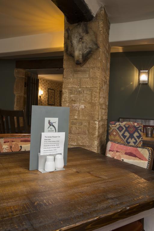 The Golden Pheasant Hotel Burford Esterno foto